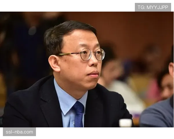 新军总经理谈建队理念：平衡年轻天赋与经验球员